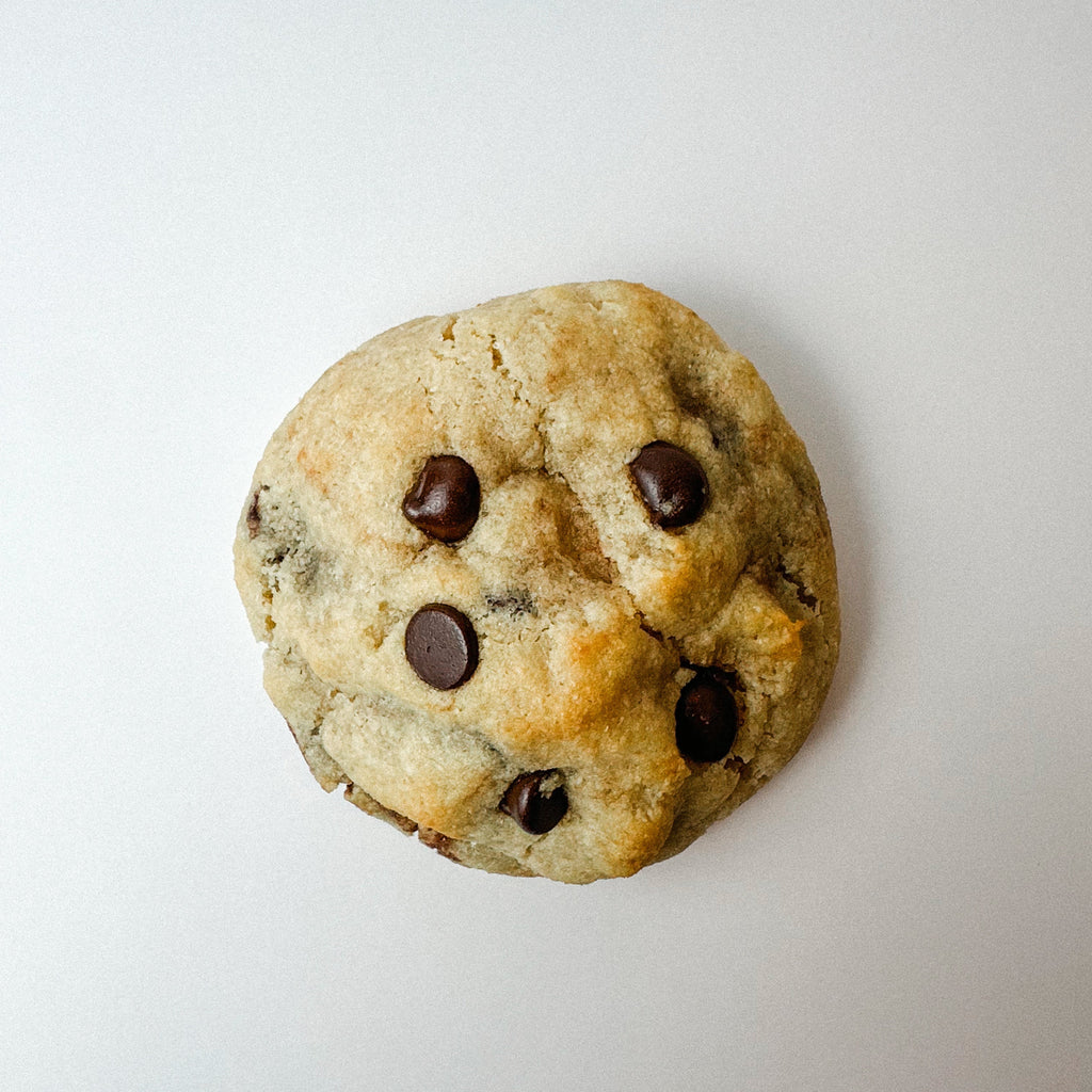 Low Carb Choco Chip Hazelnut Stuffed Cookie